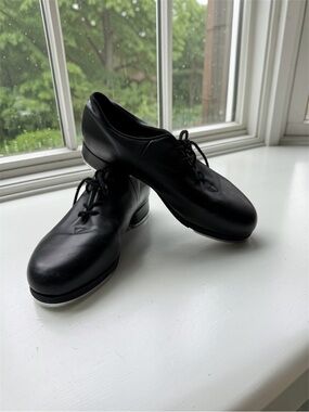 Bloch Mega Women’s Tap Shoes Black (size 7 1/2 M)
